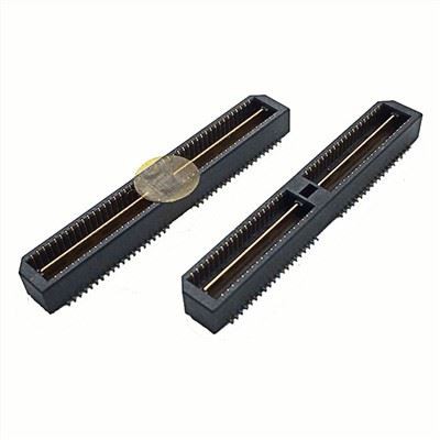 Carte micro-miniature à pas de 0,5 mm pour connecteur de carte